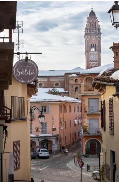 Hotel Locanda La Salita Monforte dʼAlba Esterno foto